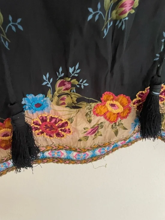 Sundance Tolani Vegan Silk Cupro Floral Embroidered Boho Blouse Top Small - Picture 7 of 10